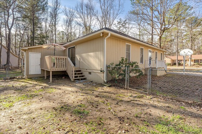 Building Photo - 4408 American Dr