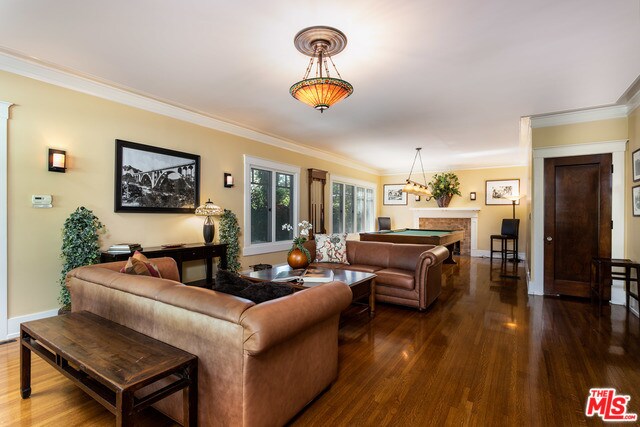 Building Photo - 865 S El Molino Ave