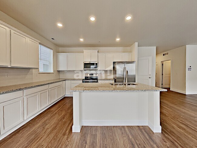 Foto del edificio - 10618 137th St E