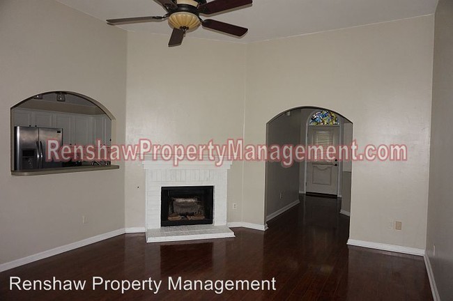 Building Photo - 3 br, 2 bath House - 7010 Raleigh LaGrange Dr