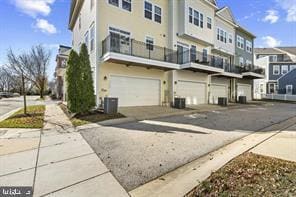 Building Photo - 5948 Logans Way