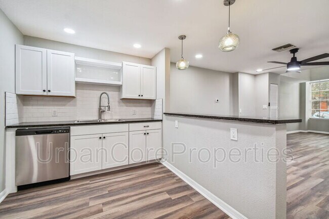 Foto del edificio - 440 2nd St N