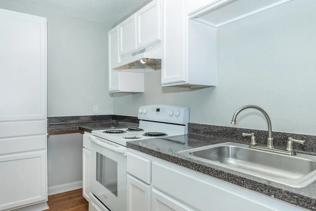 media.apts247 (11).png - Galleria Flats Apartments