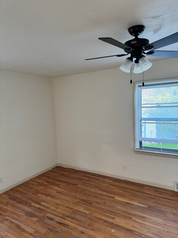 Foto del edificio - 966 N 12th St