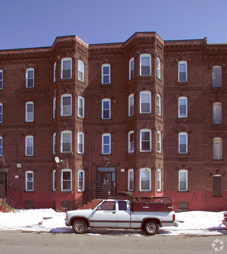Foto principal - 86 N East St