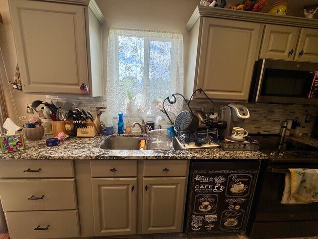 Foto del edificio - 3 Bedroom Condo in Southeast Colorado Springs