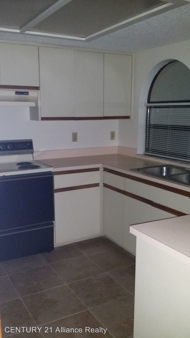 Building Photo - 2 br, 2 bath House - 9143 Lingrove Road