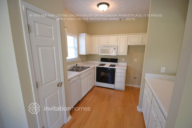 Foto del edificio - 3481 English Oaks Dr NW