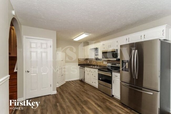 Building Photo - 105 Tanner Dr