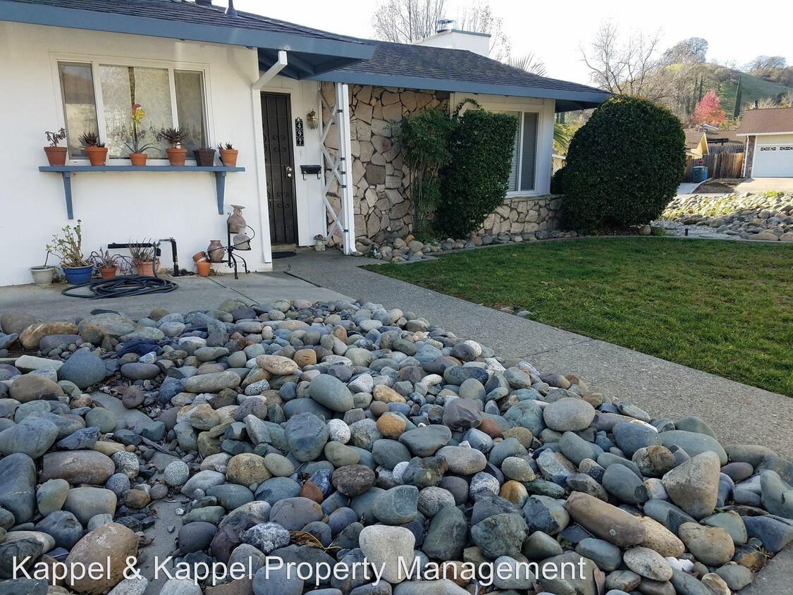 Foto principal - 497 Alamo Creek Ct