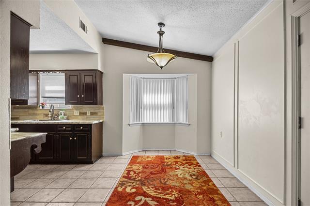 Foto del edificio - 2629 Peach Tree Ln