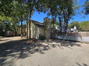 Building Photo - 1713 Cinnamon Path
