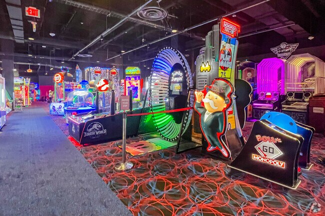 Round1 in Hicksville offers bowling, karaoke, ping pong, food and drinks.