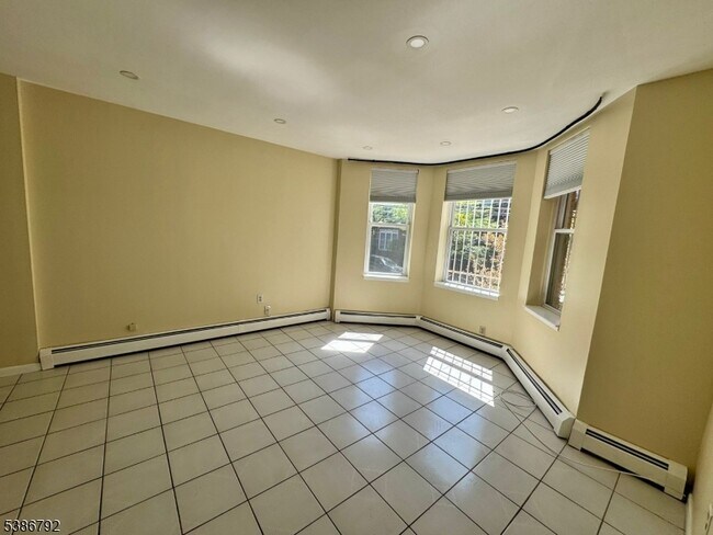 Foto del edificio - 56 Liberty Pl