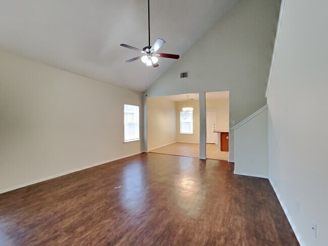 Building Photo - 17823 Kerrybrook Ln