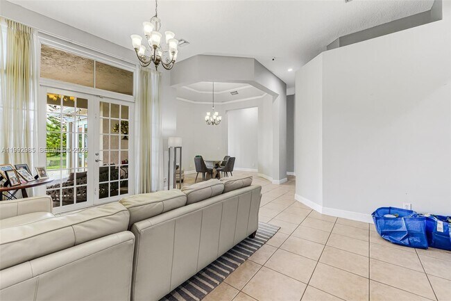 Foto del edificio - 16418 NW 14th St