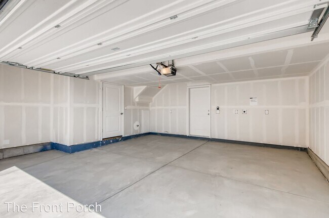 Building Photo - 3 br, 2 bath House - 4748 N. Tower Court