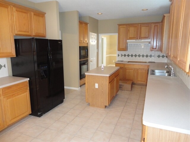 Foto del edificio - 17322 Pikes Peek Ct