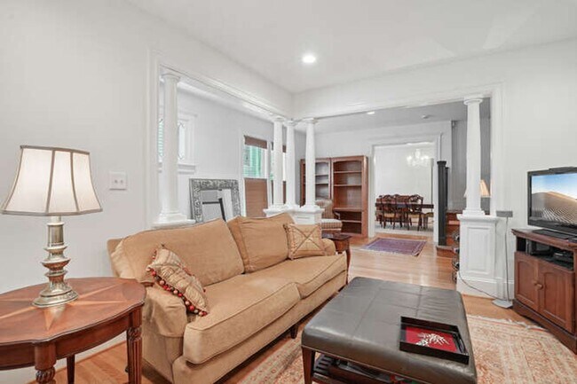 Photo - Cleveland Park 5 Bedroom, 3.5 Bath House