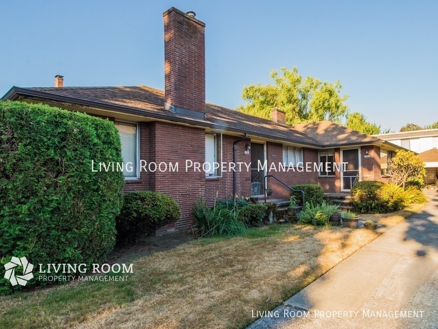 Photo - 1525 NE 19th Avenue-