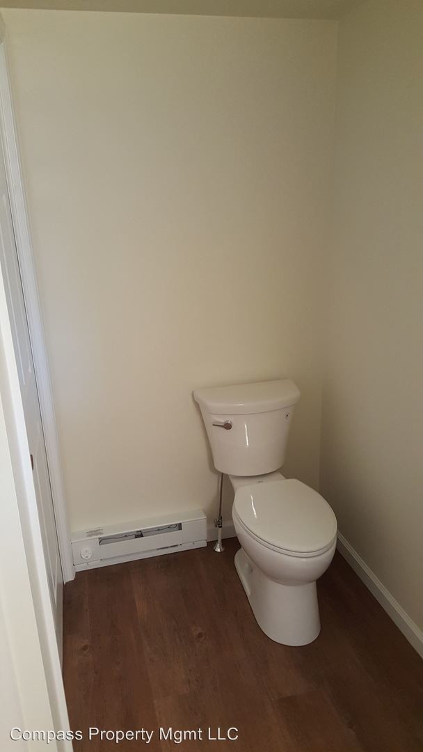 Foto del edificio - 6146 Division Hwy