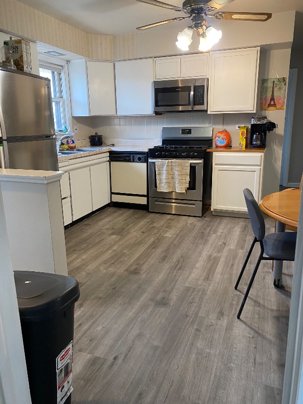 Photo - 8409 W Roseview Dr (Niles, IL)