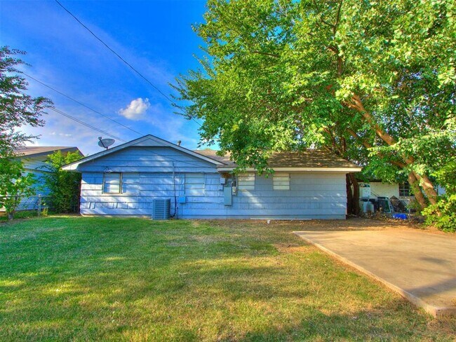 Photo - 3020 SW 65th Pl House