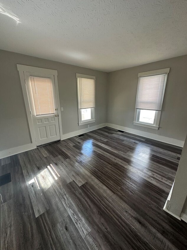 Photo - Rent Special Available! Pet Friendly 2 Sto...