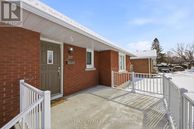 Building Photo - 2171 Martha Ave