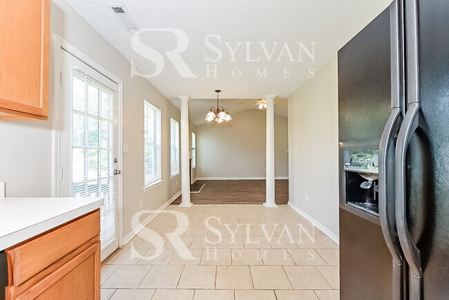 Foto del edificio - Don't miss out on this lovely home!