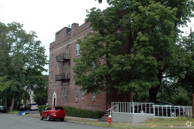 Building Photo - 101 Linwood Ave