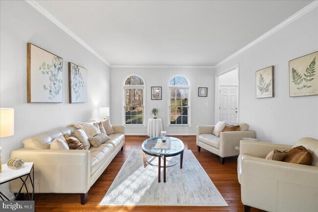 Foto del edificio - 6367 Etheridge Ln