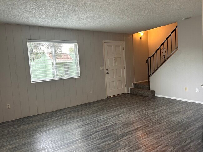 Foto del edificio - 729 E Cochise Dr