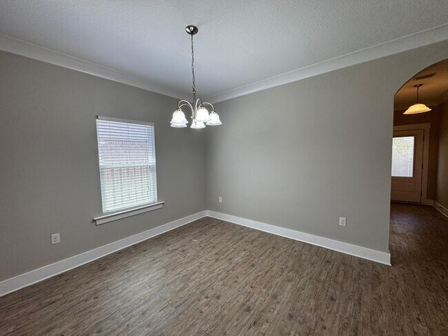 Foto del edificio - 1304 Cedar Ave S