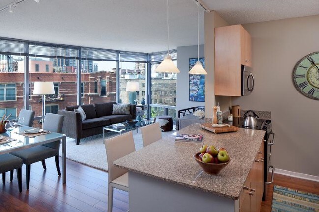 Foto del edificio - 521 N Kingsbury St
