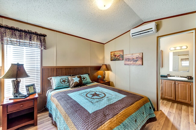 Building Photo - 3511 Christoval Rd