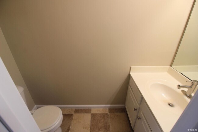Building Photo - 320 Ruby Walk Dr