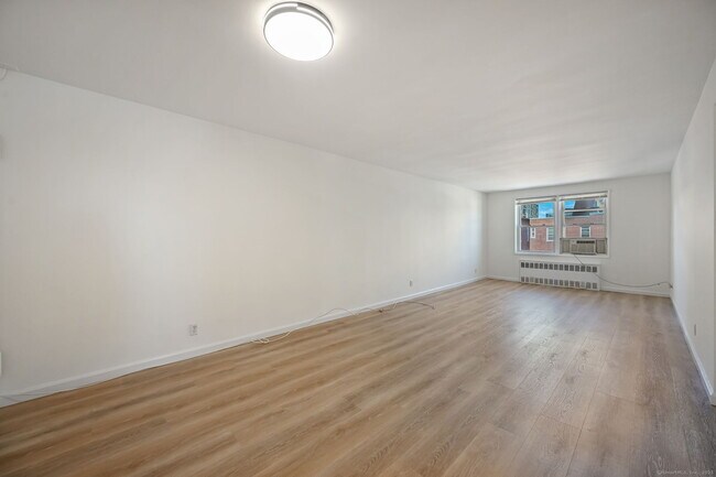Foto del edificio - 39 Glenbrook Rd