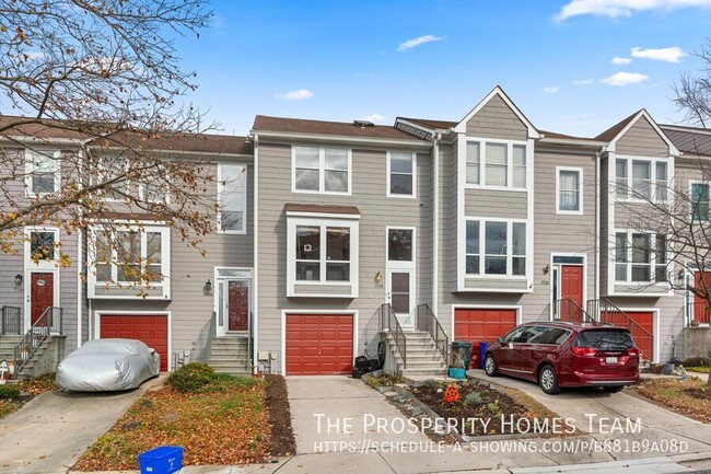 Building Photo - Charming Townhome for Rent in Ellicott City