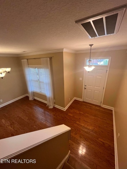 Foto del edificio - 5408 Oak Harbor Ln
