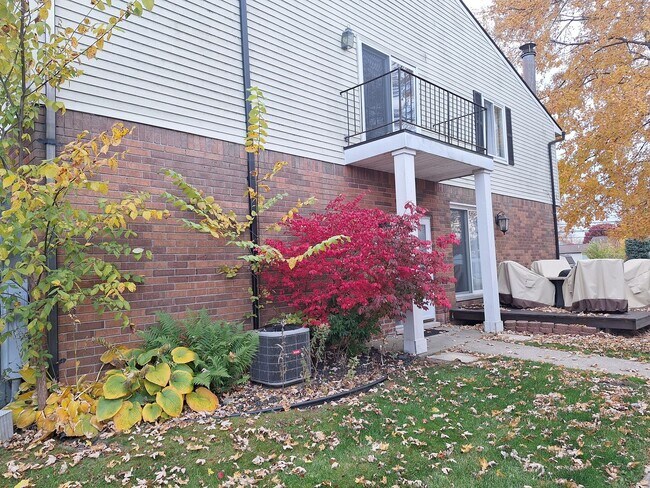 Foto del edificio - Charming Chesterfield Townhouse
