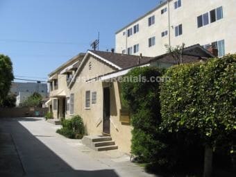 Building Photo - 11807 Avon Way