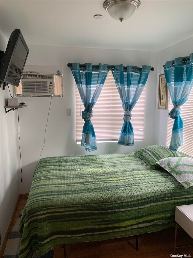 Foto del edificio - 86-20-86124 124th St