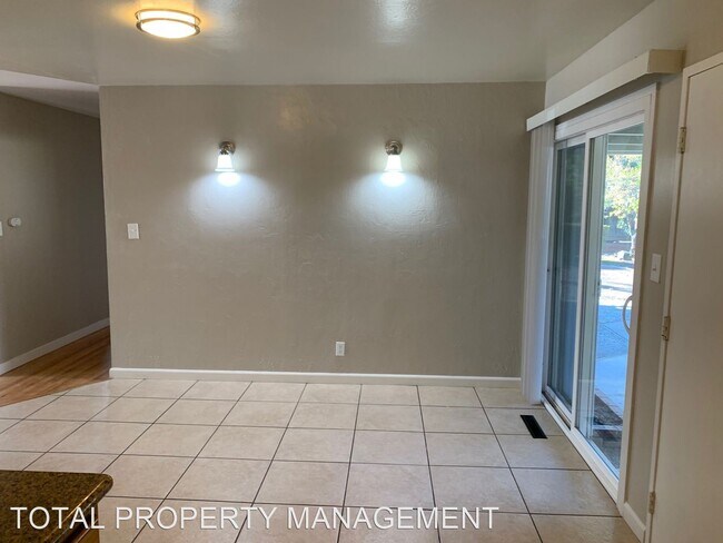 Building Photo - 3 br, 2 bath House - 151 VICTOR AVE