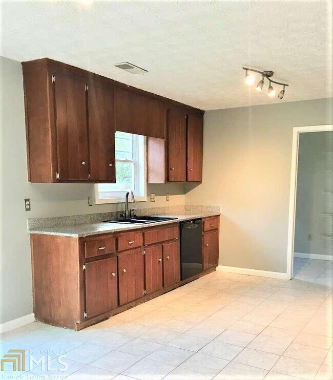 Building Photo - 3759 Westchase Dr