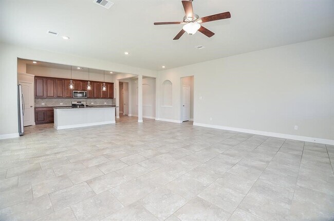 Foto del edificio - 19202 Presa Canyon Dr