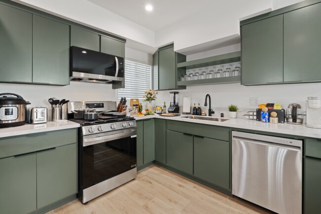 Foto del edificio - 5624 Raber St