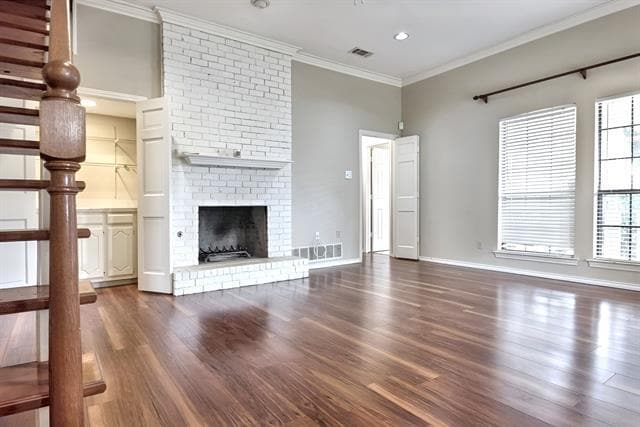 Building Photo - 3221 Laurel Oaks Ct