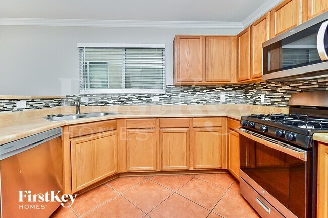 Foto del edificio - 1499 W Beantree Ln