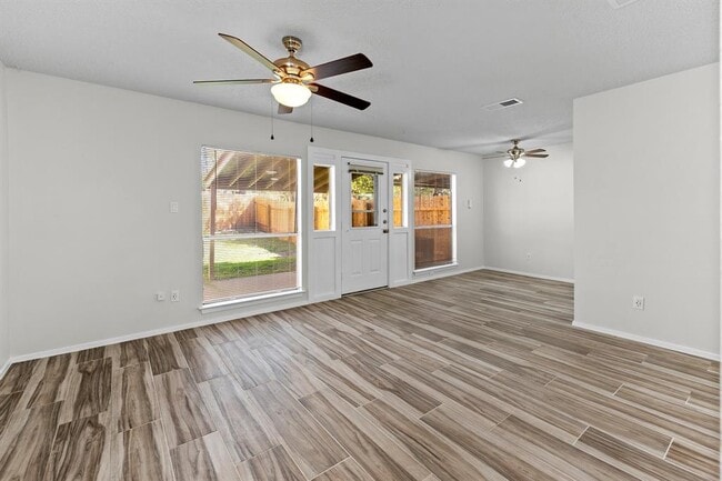 Building Photo - 10807 Lambert Cir